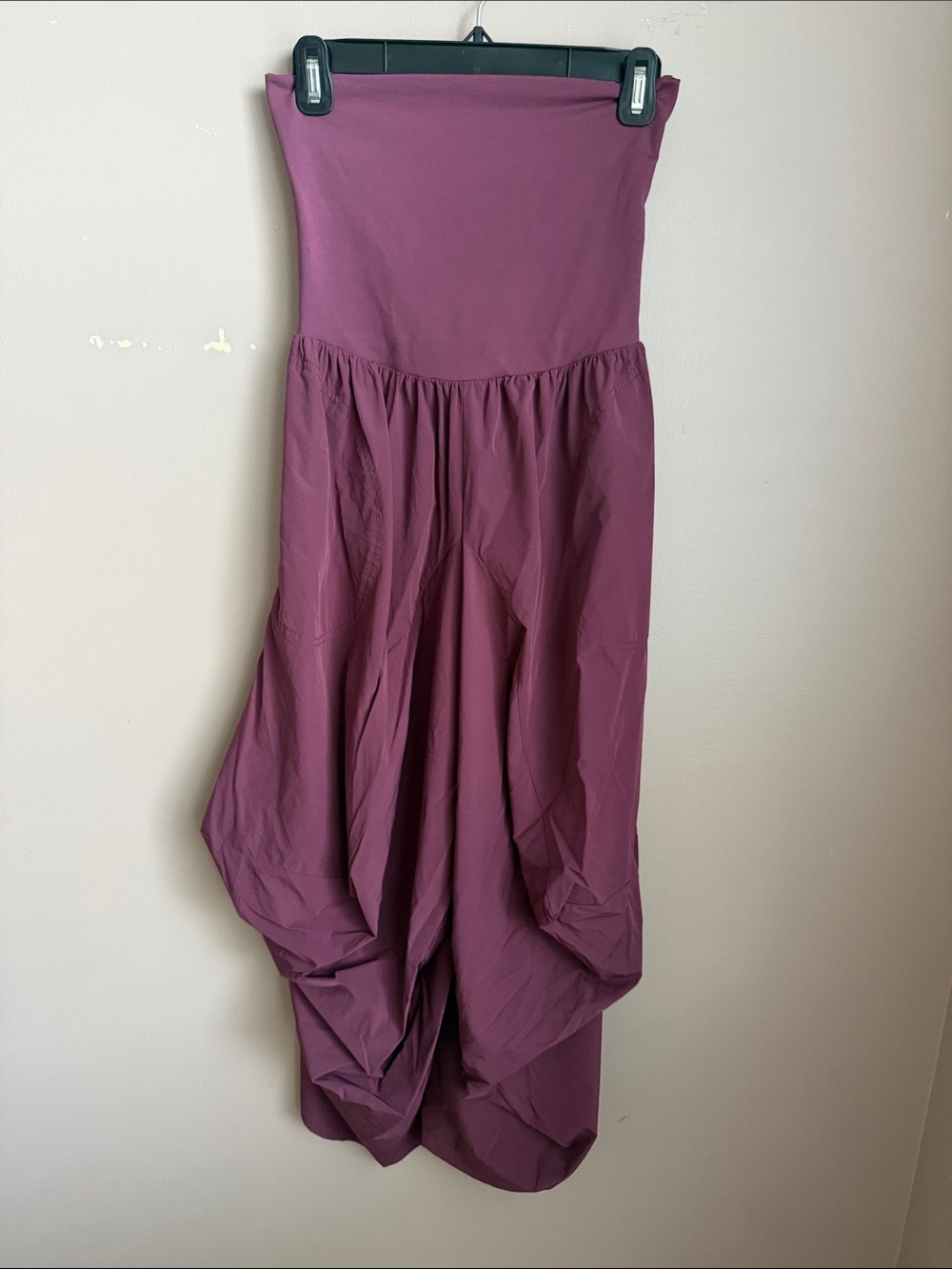 Way Back Convertible
One-Piece in the color CLOVE (see real pics!) - Picture 5 of 6